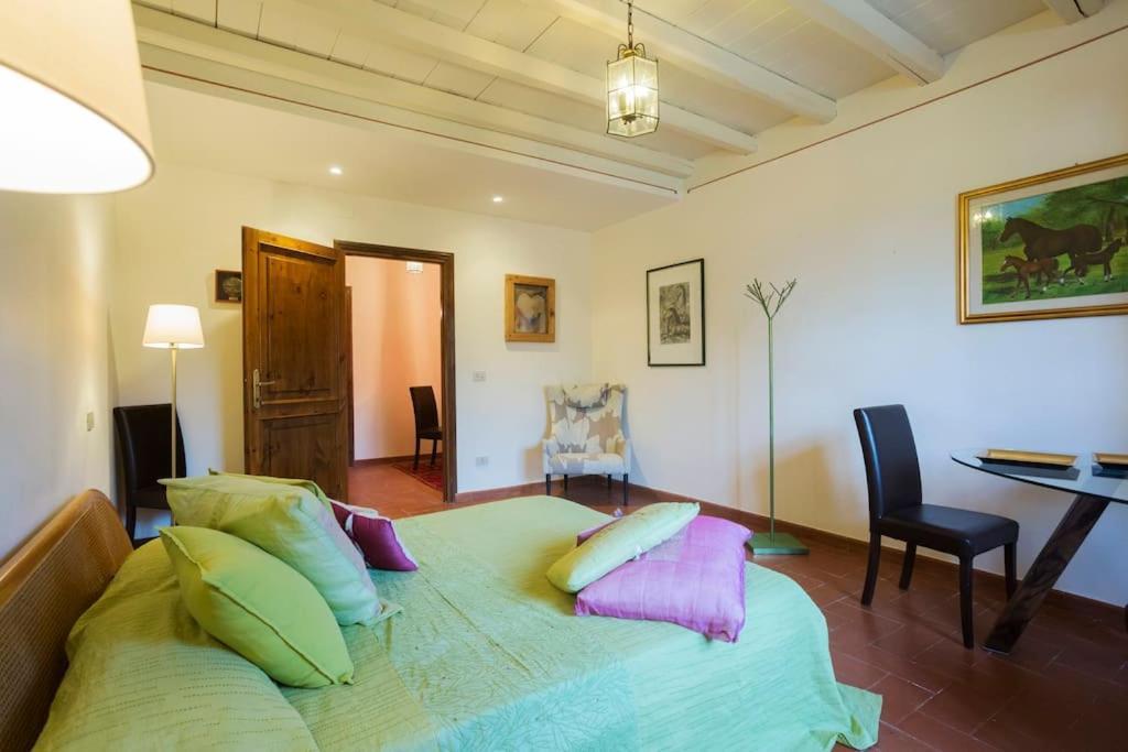 Apartment In Luxuryproperty Privatepool Garden Bbq Airc X8 Castelnuovo Di Porto Exterior foto