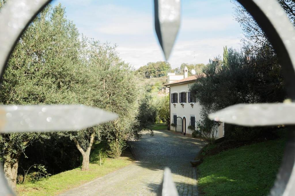 Apartment In Luxuryproperty Privatepool Garden Bbq Airc X8 Castelnuovo Di Porto Exterior foto